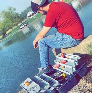 Meet your Posher, Dakota